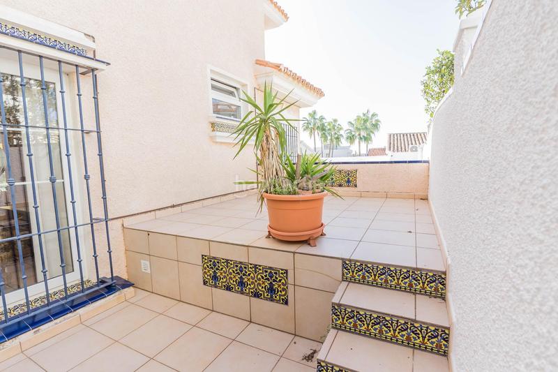 Foto 8c34d4a9-e13a-451d-8d9a-416393222cd5. Chalet with parking pool in Castillo Sohail - Myramar Fuengirola