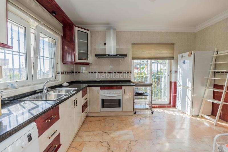 Foto e256f423-02ec-48be-898b-ad6feba26cc9. Chalet with parking pool in Castillo Sohail - Myramar Fuengirola