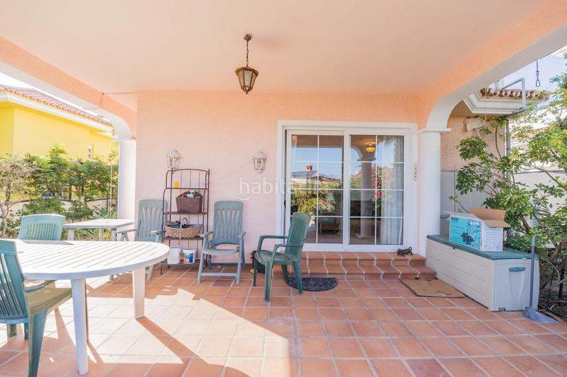 Foto f6a3250b-0835-4408-b6f8-b71fe1bae9c6. Chalet with parking pool in Castillo Sohail - Myramar Fuengirola