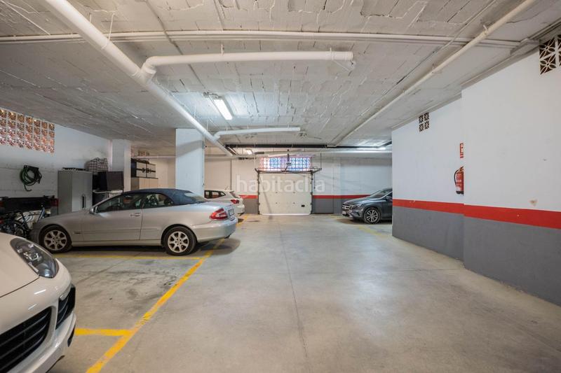 Foto c87ea1c8-2ad3-4c3a-9dd5-a0270353b0dd. Apartament amb aparcament a Los Pacos Fuengirola