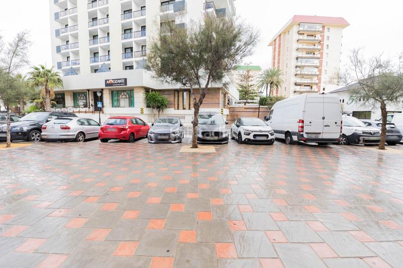 Foto 86e39600-6512-4416-8928-c4de2d1e37d2. Affitto locale commerciale in Puerto Deportivo Fuengirola