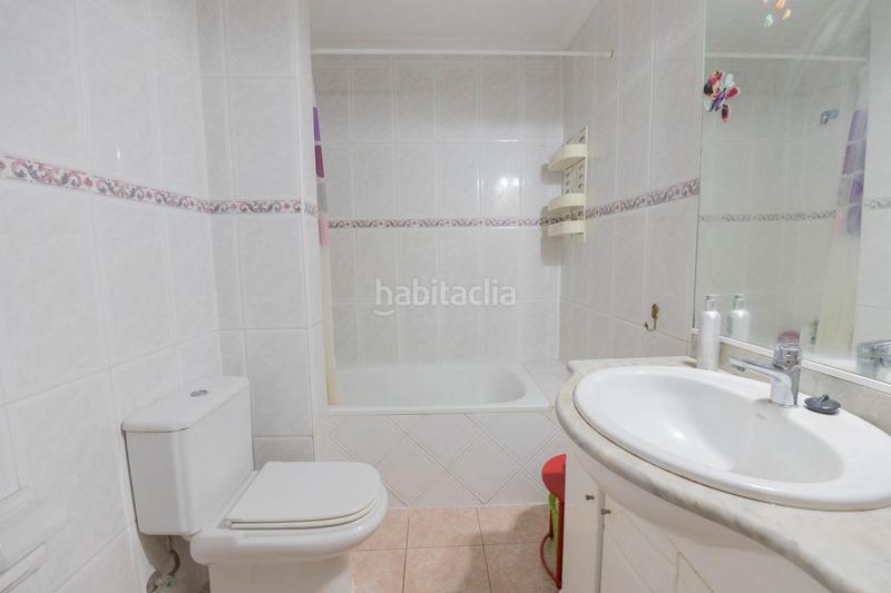 Foto cfcda21e-4c02-4a0a-b820-ba05f85d04f6. Apartament amb piscina a Centro ciudad Fuengirola