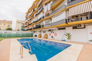 Apartament  Calle córdoba. Bajada de precio apartamento y piscina, en el corazón de fuengir