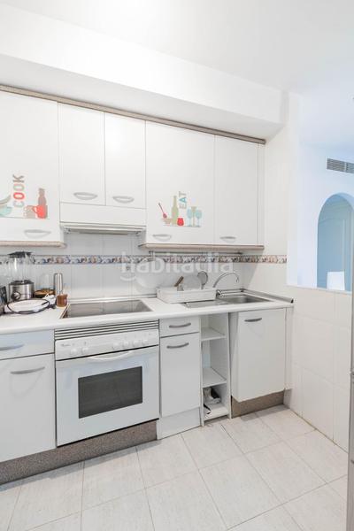 Foto 41cd80ff-84b6-4898-86cb-e5338aea5af3. Apartament amb aparcament a El Faro de Calaburra - Chaparral Mijas