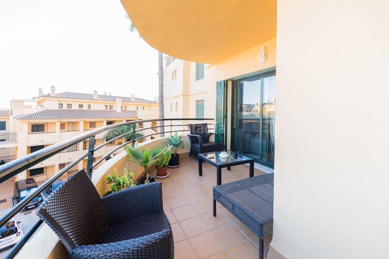 Foto e1b25ff2-2cb5-44e6-829f-0d0ca46b0cf1. Apartament amb aparcament a El Faro de Calaburra - Chaparral Mijas
