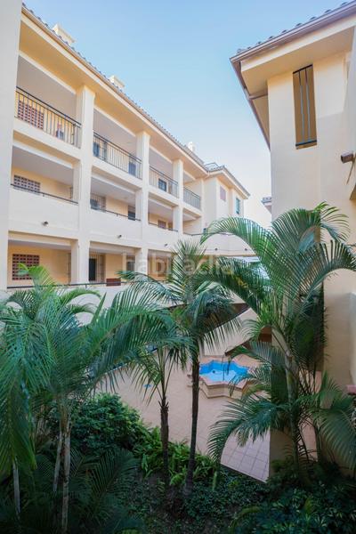 Foto fcf45e02-0695-428c-aa9b-095aeb09b338. Apartament amb aparcament a El Faro de Calaburra - Chaparral Mijas