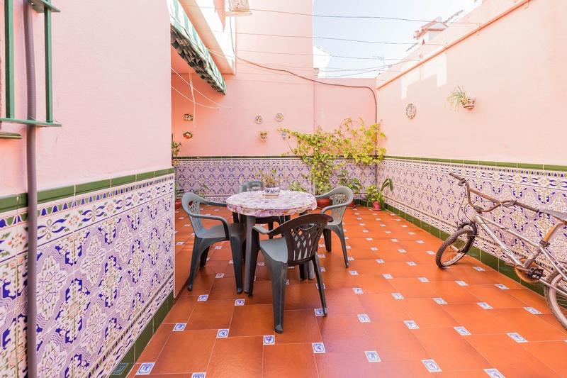 Foto 4b7d5724-e0ac-4d68-9cd0-09c0a96bf791. Reihenhaus mit parking pool in Los Boliches Fuengirola