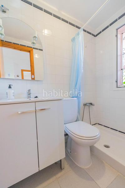 Foto 8837bc95-76a1-4442-9ccc-68f388736824. Reihenhaus mit parking pool in Los Boliches Fuengirola