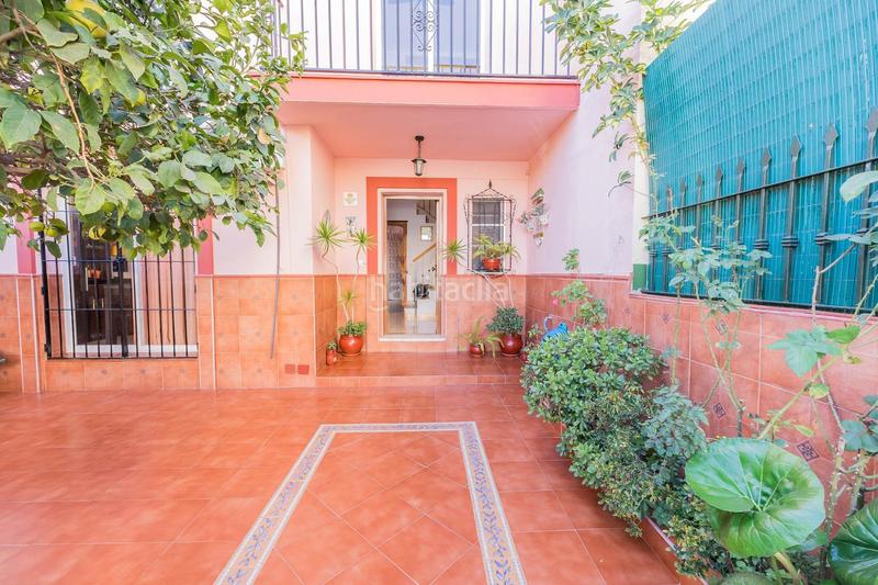 Foto 962cc312-7969-4dd4-a2f1-36044bfc10c7. Reihenhaus mit parking pool in Los Boliches Fuengirola