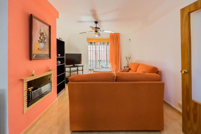 Foto d1a76ae2-85d7-4a13-b033-d8028266ace3. Reihenhaus mit parking pool in Los Boliches Fuengirola