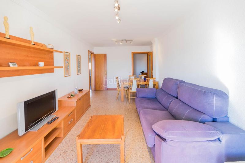 Foto fa25f793-38e8-4f48-8516-08f9d7105931. Etagenwohnung mit pool in Puerto Deportivo Fuengirola