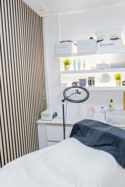 Foto 3a332fce-a60c-4be3-b663-c779dce22155. Trapasso locale commerciale in Puerto Deportivo Fuengirola