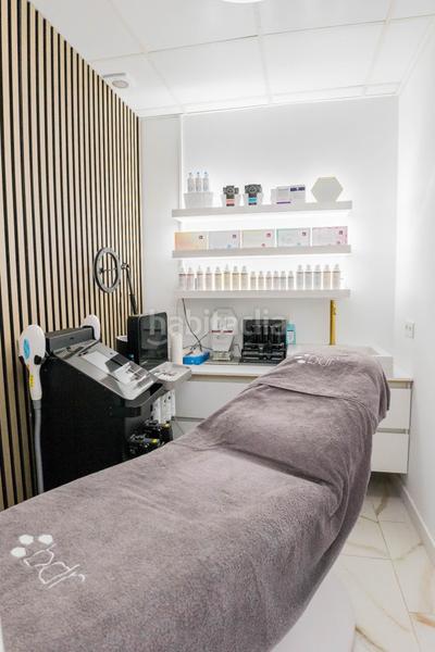 Foto b62a0bb2-556a-41bc-a78a-d12d5c28cefe. Trapasso locale commerciale in Puerto Deportivo Fuengirola