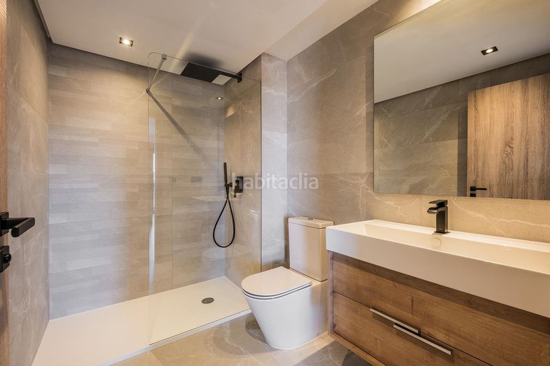 Foto f9c980d2-b9de-417e-a83e-2387df7a3955. Apartament amb aparcament a Istán