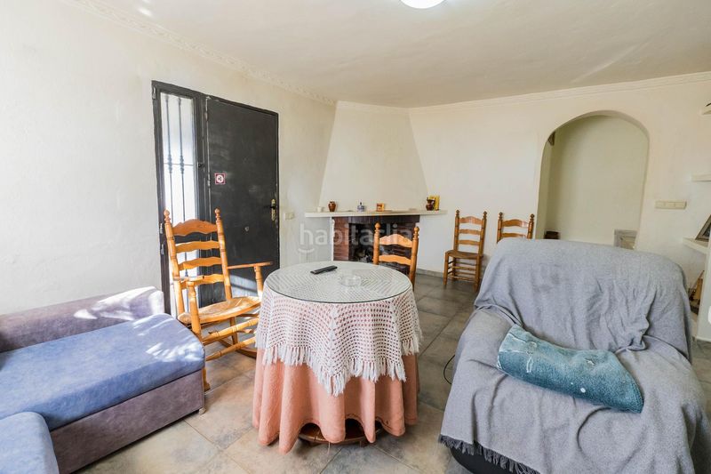 Foto b2fc3fd8-193c-4a60-a324-d556137141db. Masia a Tolox