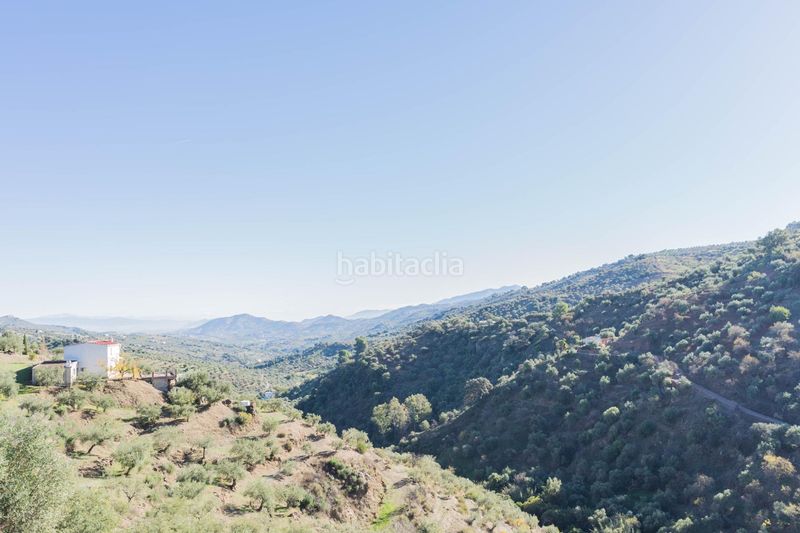 Foto ccda38e1-70bb-4ed4-992a-f39b673f69b1. Masia a Tolox