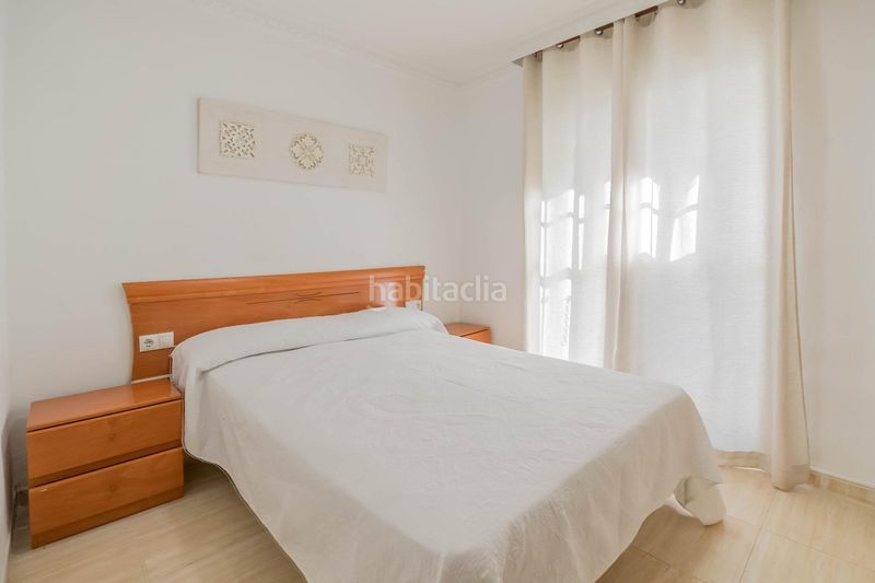Foto b719e8e1-4e45-4fbe-9fe2-13d0213cbed4. Estudi a Calvario Torremolinos