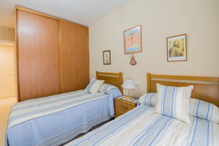 Etagenwohnung in Puerto Deportivo. Centro fuengirola y playa a 400 m