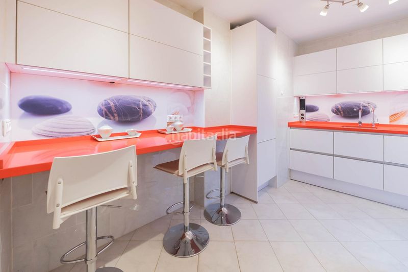 Foto 41d56e4d-85aa-451c-83e4-47ee0c2d0de0. Piso atractivo piso en venta , zona las flores en Mijas