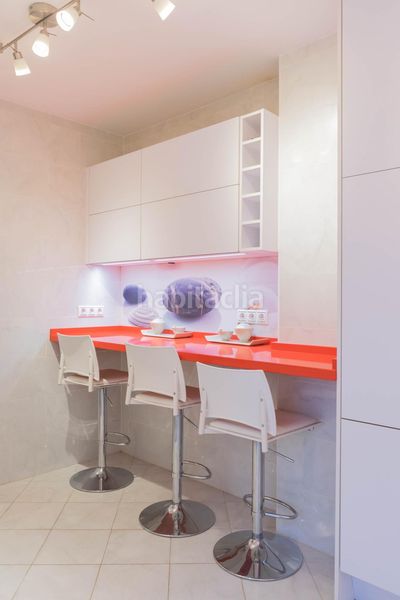 Foto c8ab9921-d6c8-4306-84a2-2bbc4306239e. Piso atractivo piso en venta , zona las flores en Mijas