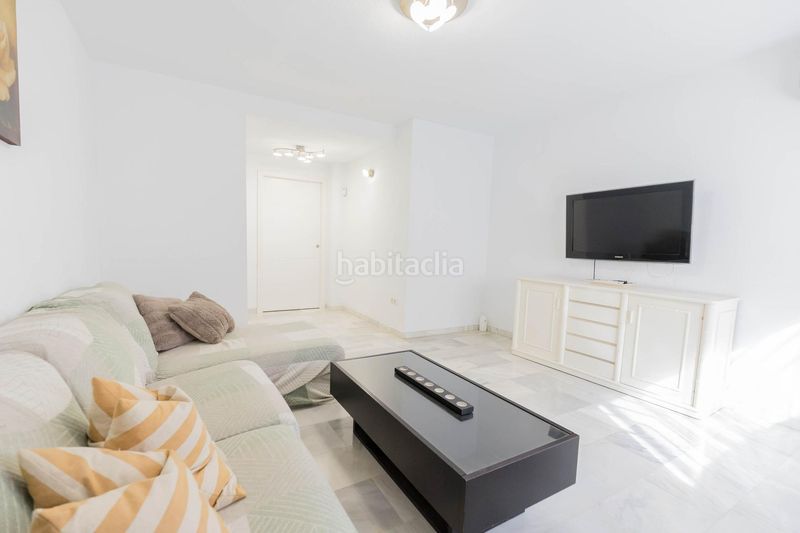 Foto f2921276-9420-47b9-b9ac-f0f77f0f5d45. Piso atractivo piso en venta , zona las flores en Mijas