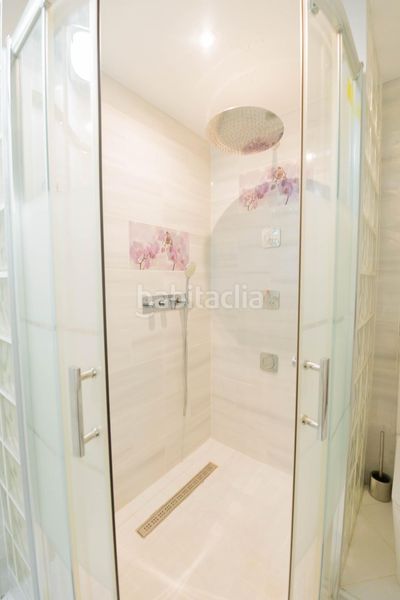 Foto dd1c5a13-5ff2-483a-8dff-4b01c0fb063e. Pis amb calefacció aparcament a Los Ríos Mijas
