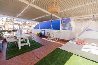 Appartement à El Palo. Vive el sueño mediterraneo en el palo