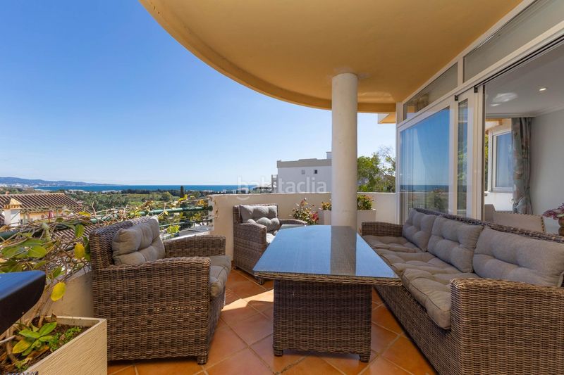Foto b022c66f-1897-4c2e-81dd-1446287624b3. Dúplex amb aparcament piscina a Nueva Andalucía centro Marbella