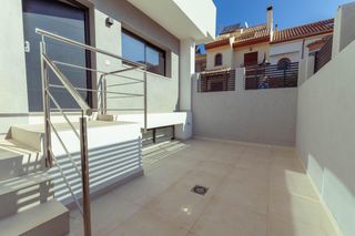 Casa adossada a Los Ríos. Adosado de obra nueva con aerotermia y altas calidades  personal