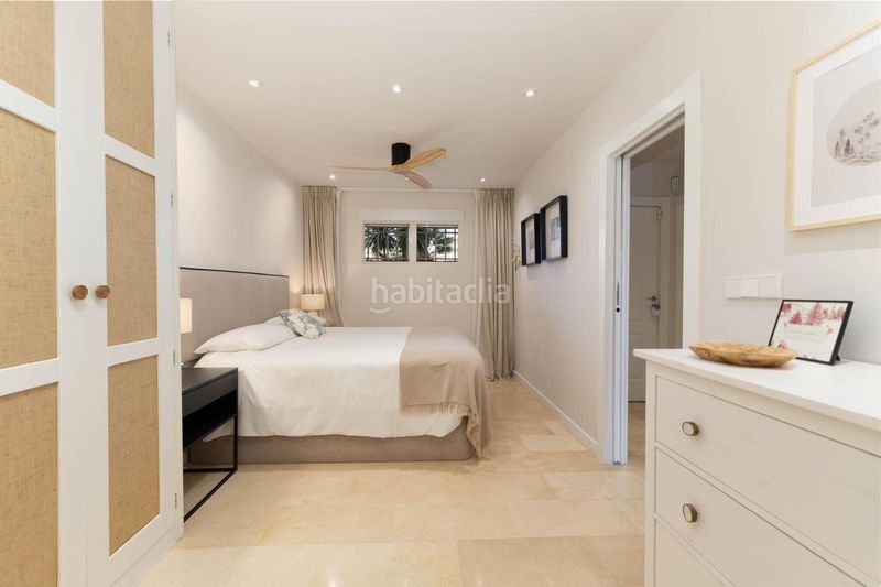 Foto bb9faf73-3c65-4948-bf14-f8a5df104ce2. Planta baixa amb calefacció aparcament piscina a Fuengirola