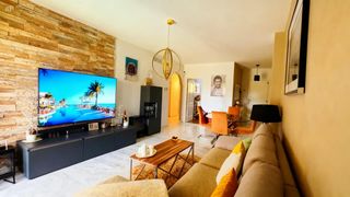 Apartament a Reserva de Marbella. Bajo con jardín privado a 1,3 km de la playa de cabopino  tranqu