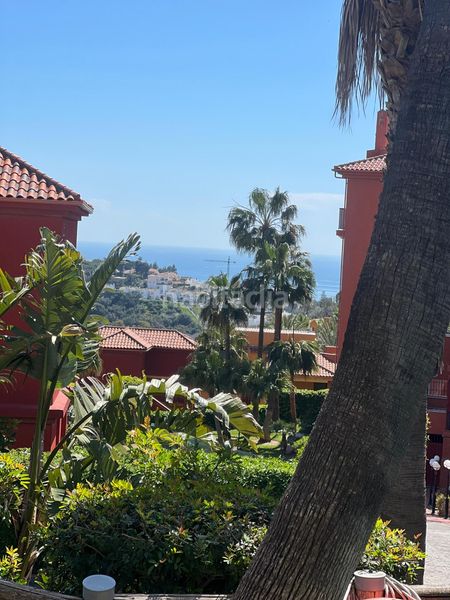 Foto 1e32e81a-37fe-4a07-996f-ce396fda65f8. Apartament amb aparcament piscina a reserva de Marbella Marbella