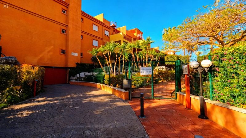 Foto 9d97bc44-9271-49e0-ad8a-fd92a3ae2b8f. Apartament amb aparcament piscina a reserva de Marbella Marbella