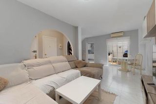 Casa en Las Ca�adas. Chalet adosado en calle �guila  urbanizaci�n colina blanca, las