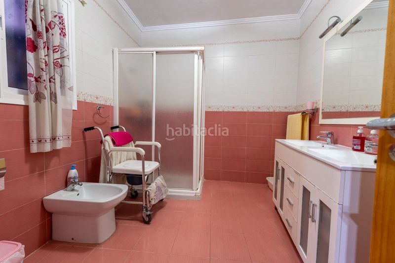 Foto af754b98-447e-41dd-987b-5c7aad90a1b5. Casa a Playa de los Boliches Fuengirola