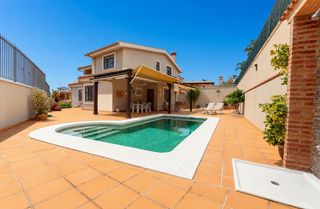 Xalet a Capellanía - Retamar. Exclusiva villa en alhaurín de la torre