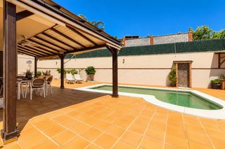 Xalet a Capellanía - Retamar. Exclusiva villa en alhaurín de la torre