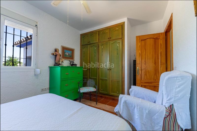 Foto a7db30d8-2502-4464-91f2-abe34bfb74eb. Masia amb aparcament a Coín