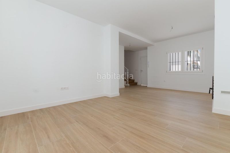 Foto 52558e36-0b79-4c2c-b60a-81c7c7cb20a9. Casa adossada amb aparcament a Campillos