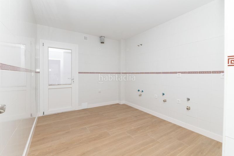 Foto 52d2a10a-951b-479b-8e67-9b01b67569fc. Casa adossada amb aparcament a Campillos