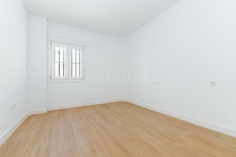 Foto d764b07b-d924-4490-bacf-ce050dfbe215. Casa adossada amb aparcament a Campillos