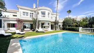 Alquiler Chalet en Alto de los Monteros. Donde el mediterráneo se rinde a sus pies