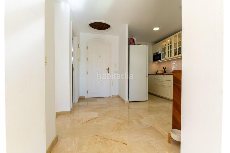 Foto f81f50c4-7f81-4e6e-9f34-ea84aafeaf82. Casa adossada amb aparcament a Calahonda Mijas