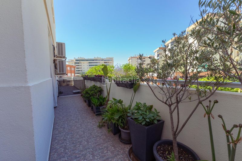 Foto db9ee224-137d-4f81-b669-185a181cd81a. Pis amb piscina a Castillo Sohail - Myramar Fuengirola
