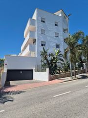 Car parking in Calle del obispo juan martínez. Plaza de parking en torremolinos, zona la colina
