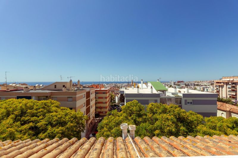 Foto b36d84b8-2efb-4ebb-8159-19e748251e23. Àtic amb aparcament piscina a sierra de Estepona - avda. de andalucía Estepona