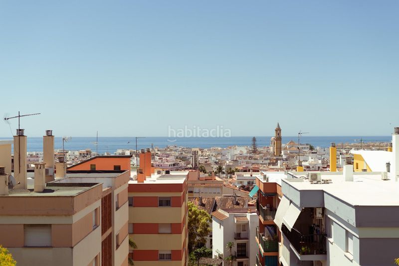 Foto cd263266-4137-4563-9ce3-03f09b6fa00c. Àtic amb aparcament piscina a sierra de Estepona - avda. de andalucía Estepona