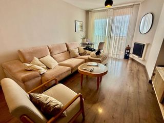 Apartament a Riviera del Sol. Exclusivo apartamento reformado con vistas abiertas al mar y a l