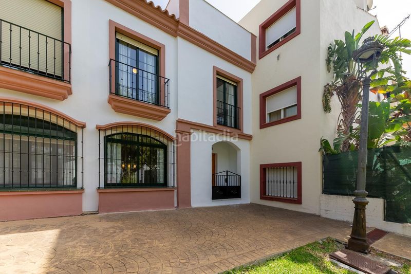 Foto 1f929d7b-44f4-4155-a871-31963735cbb3. Casa adossada amb aparcament a Cancelada Estepona