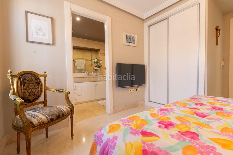 Foto 402b3c75-2a50-4442-9394-be92e1c9a6f9. Àtic amb calefacció aparcament piscina a Nueva Alcántara Marbella